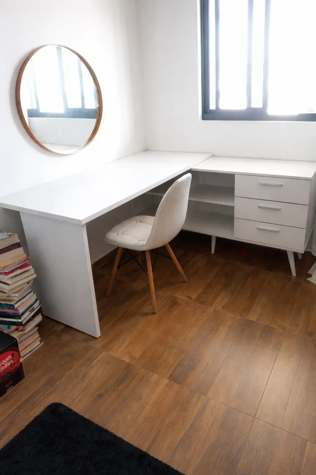Home office com marcenaria sob medida